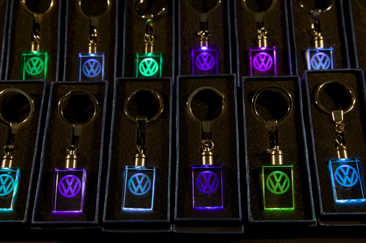 VW Kristal LED Sleutelhanger – Gepersonaliseerd met Kenteken of Naam