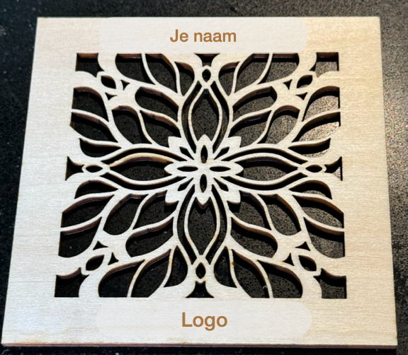 Personalisierte Untersetzer aus Holz