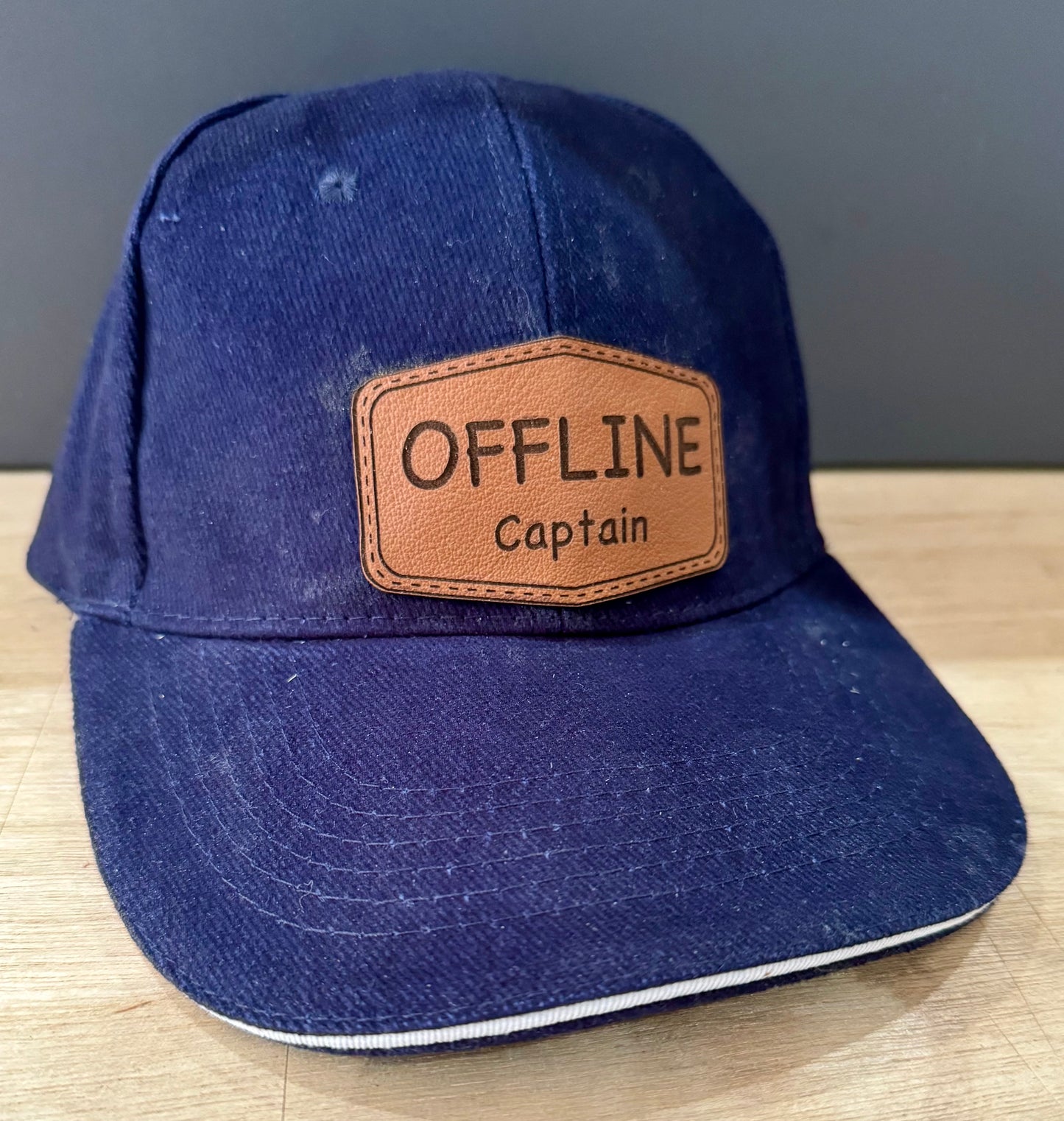 Kappe – blau oder schwarz mit Schiffsnamen