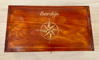 Shotglas set met houten doos, gepersonaliseerd.