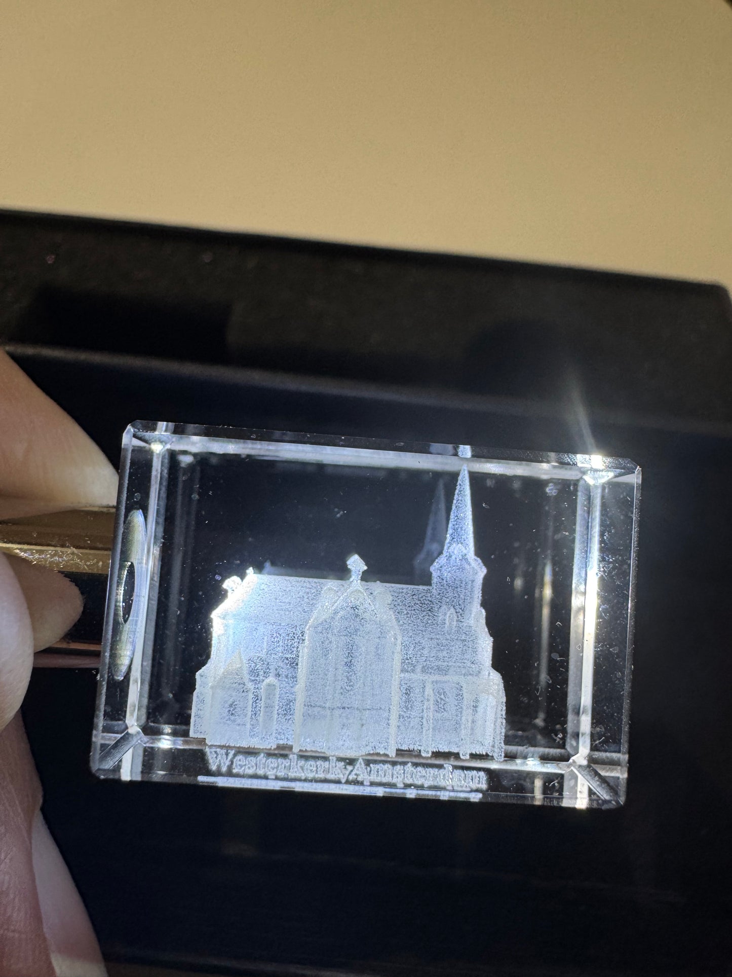 K9 Kristall-Schlüsselanhänger der Westerkerk mit integriertem LED-Licht