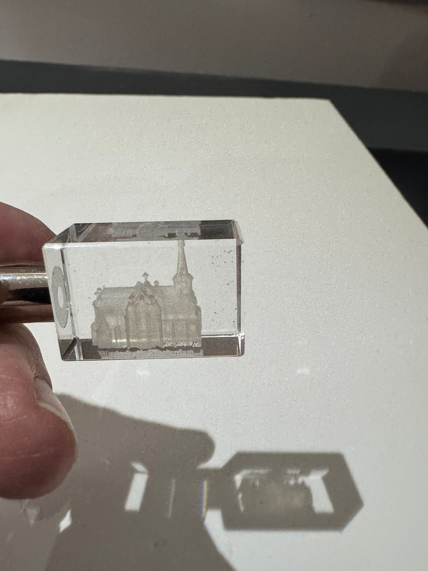 K9 Kristall-Schlüsselanhänger der Westerkerk mit integriertem LED-Licht