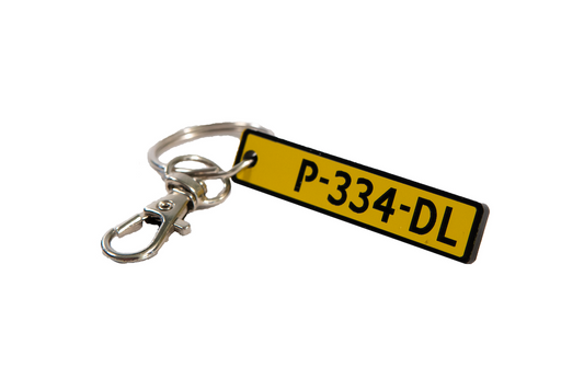 VW Keverdag Sleutelhanger met Eigen Kenteken – Gepersonaliseerd Cadeau voor Volkswagen Liefhebbers
