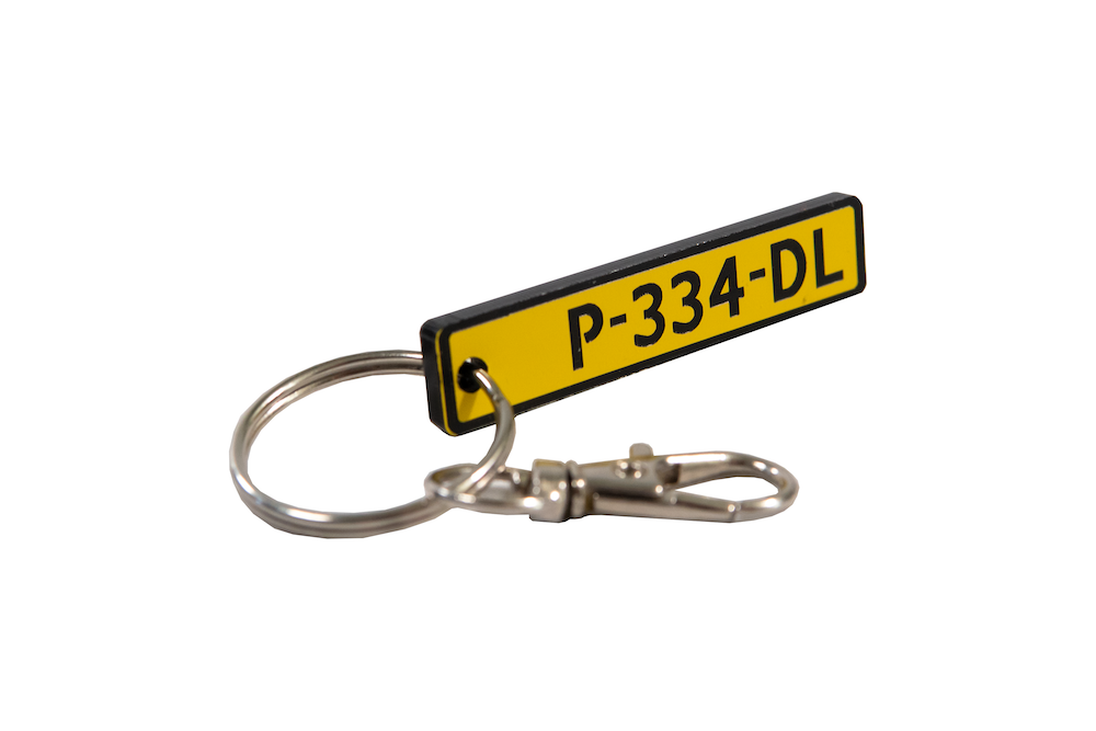 VW Keverdag Sleutelhanger met Eigen Kenteken – Gepersonaliseerd Cadeau voor Volkswagen Liefhebbers