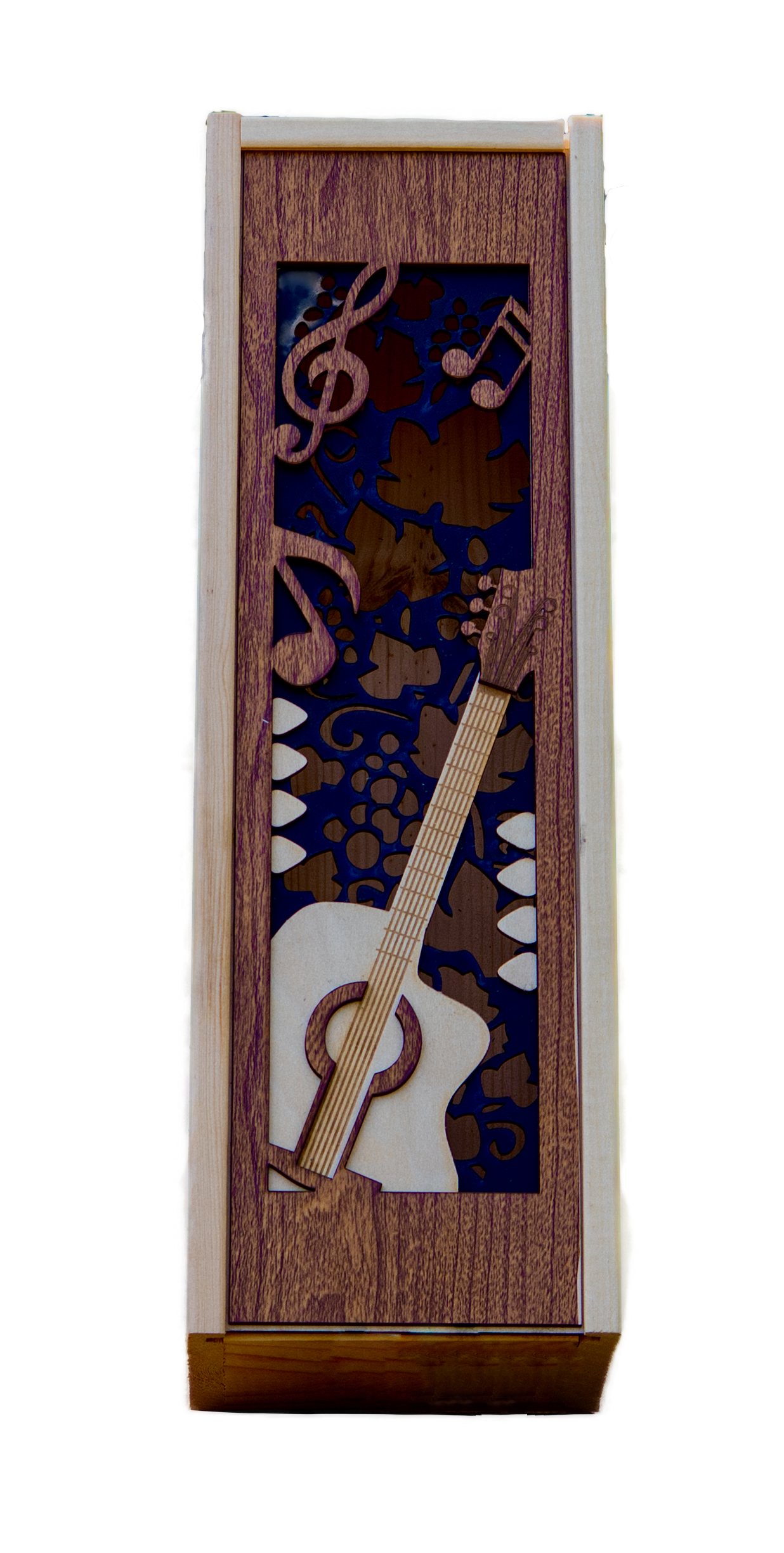Wijnkistje met gitaar uitsnede